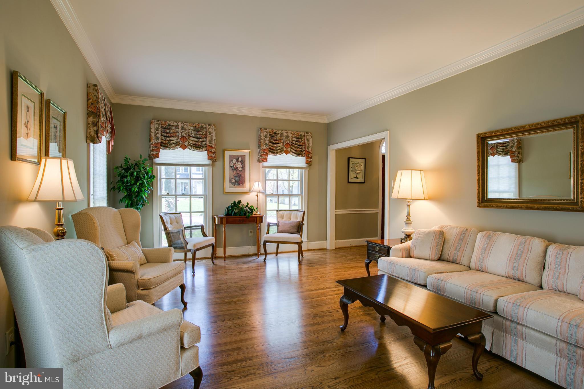 2323 Ridge Tree Court Ellicott City, MD 21042 - Photo 4 of 30 Living Room