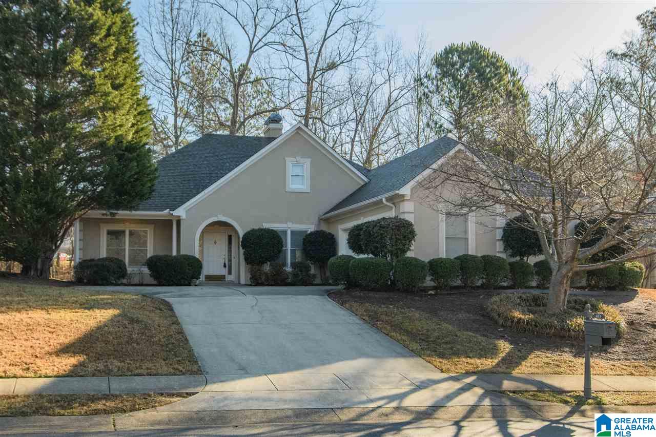 453 Eaton Road Hoover, AL 35242 - Photo 1 of 36