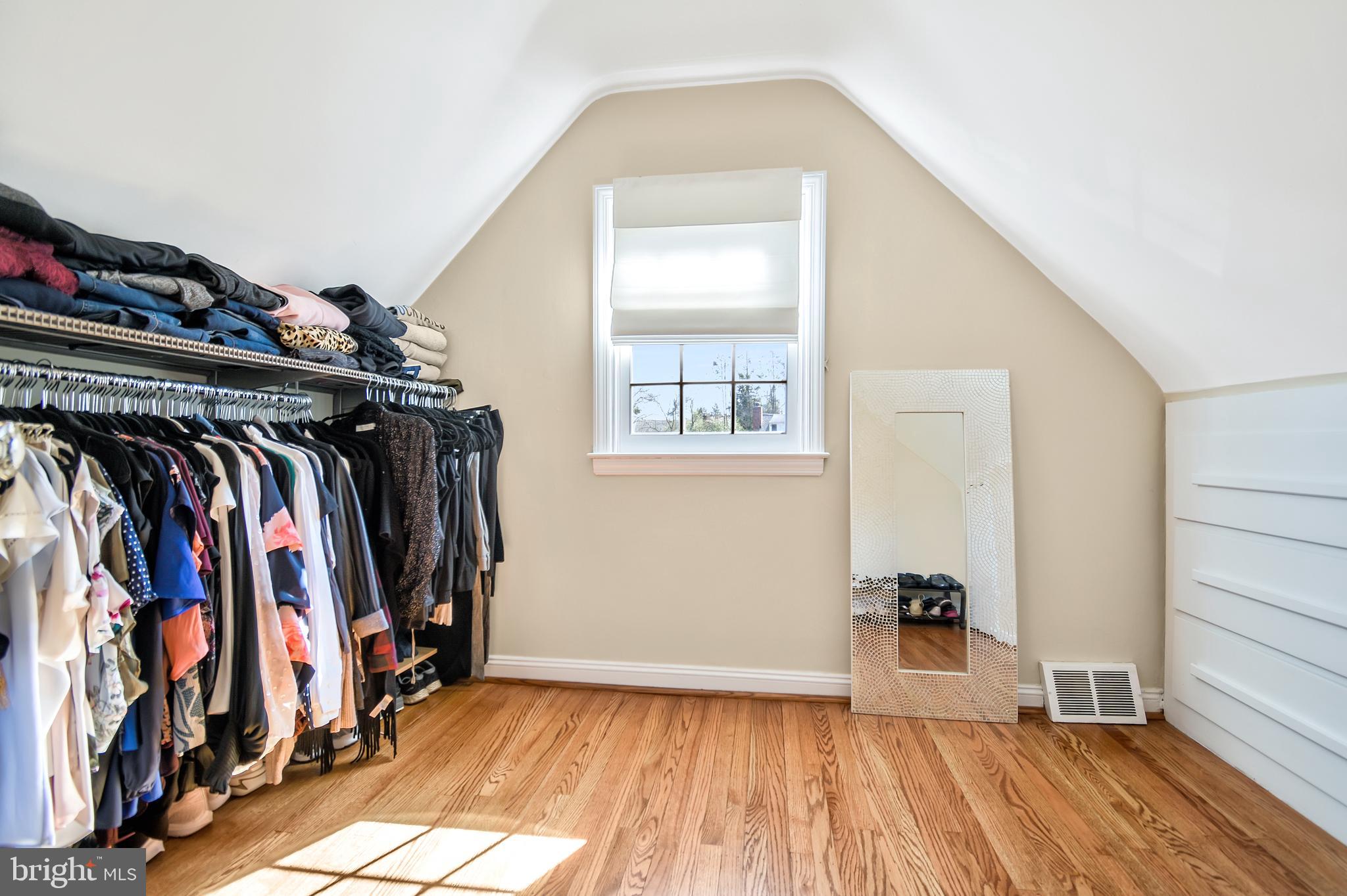 302 Candlewood Road Broomall, PA 19008 - Photo 15 of 25 Master Walk In Closet