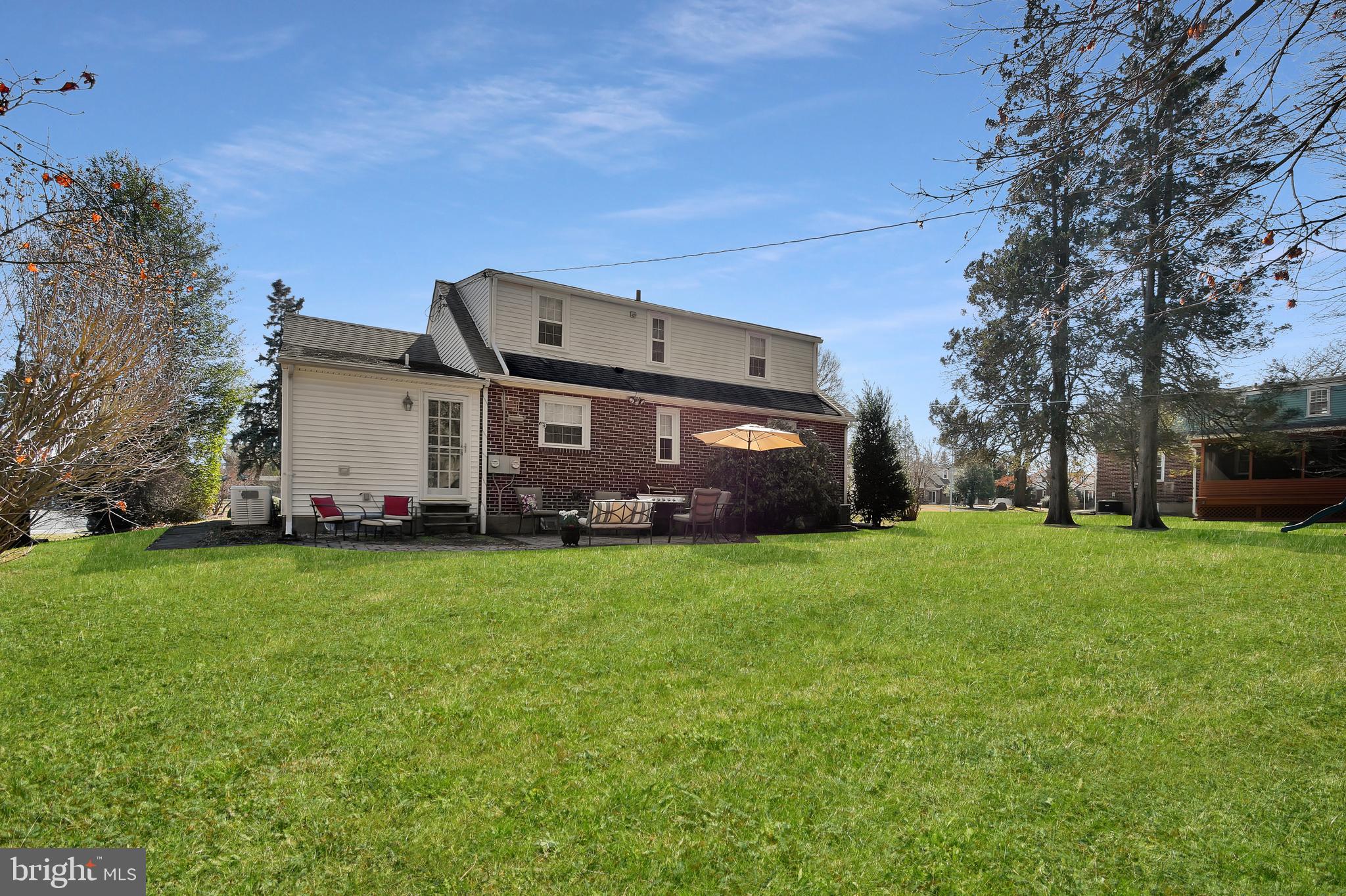 302 Candlewood Road Broomall, PA 19008 - Photo 25 of 25 View from Backyard
