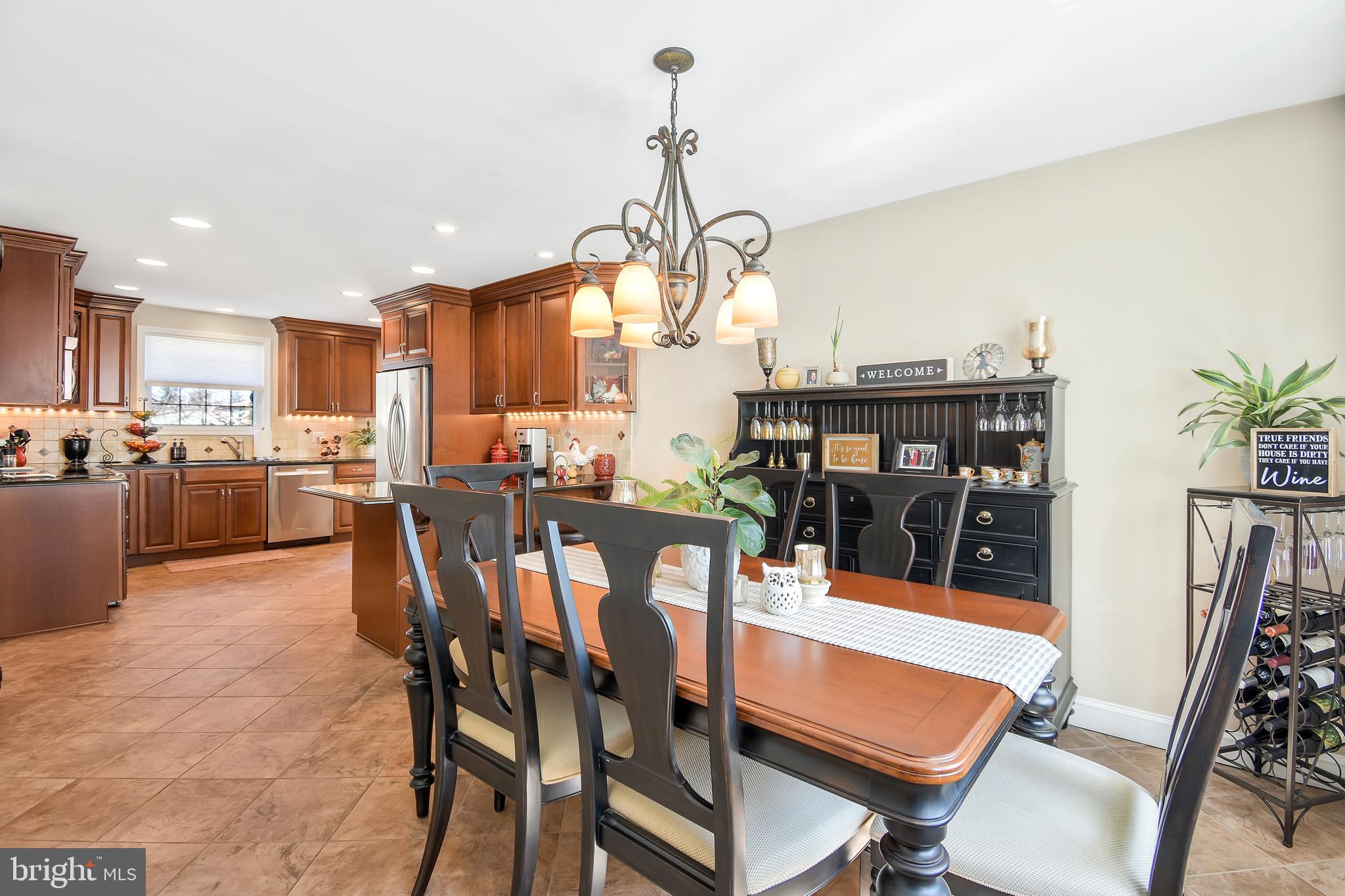 302 Candlewood Road Broomall, PA 19008 - Photo 6 of 25 Dinning Room/ Kitchen