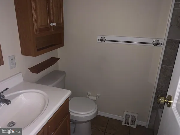 $1,400 | 9942 Lackland Drive, Philadelphia, PA 19114
