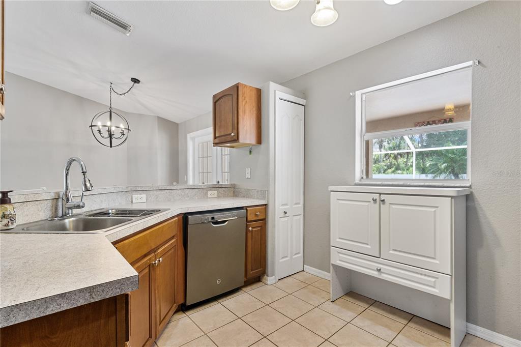 3941 Santa Ana Road North Port, FL 34286 - Photo 11 of 34