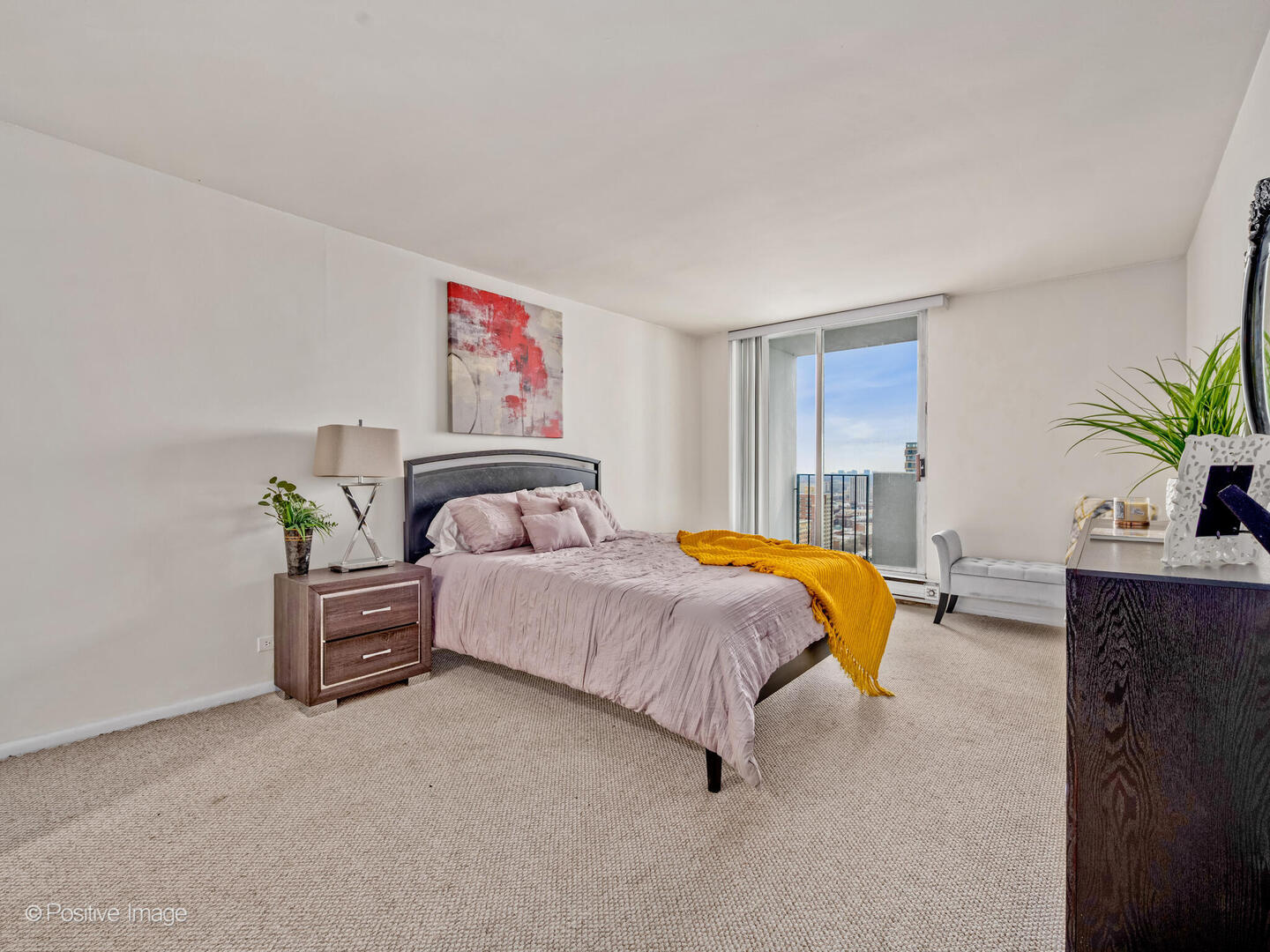 6033 North Sheridan Road, Unit 25K Chicago, IL 60660 - Photo 15 of 28 Gallery Image 15
