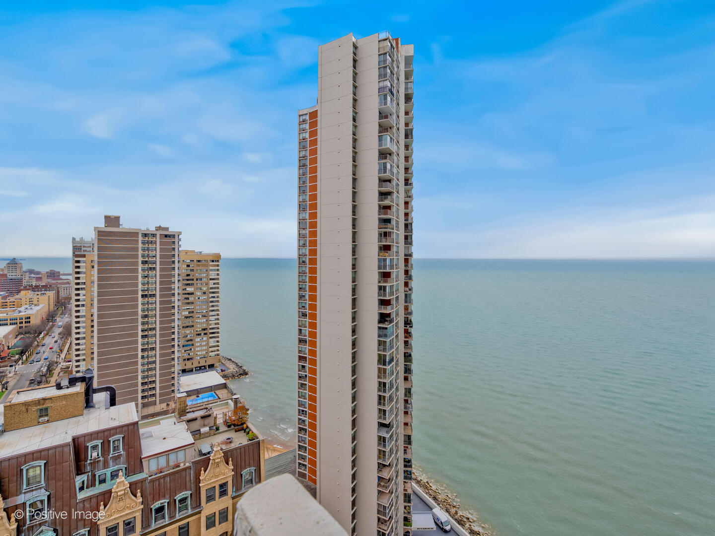 6033 North Sheridan Road, Unit 25K Chicago, IL 60660 - Photo 23 of 28 Gallery Image 23