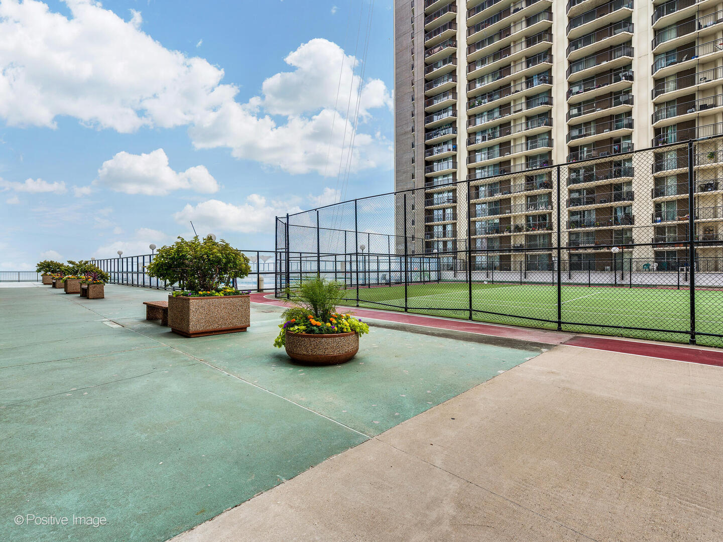 6033 North Sheridan Road, Unit 25K Chicago, IL 60660 - Photo 24 of 28 Gallery Image 24