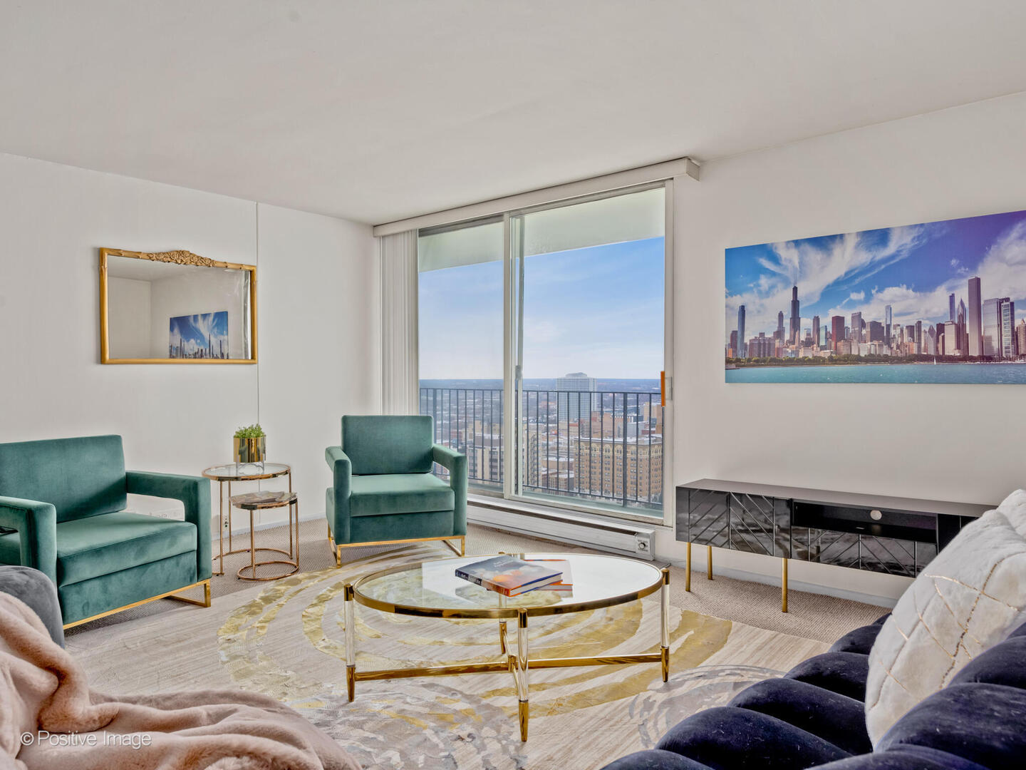 6033 North Sheridan Road, Unit 25K Chicago, IL 60660 - Photo 6 of 28 Gallery Image 6