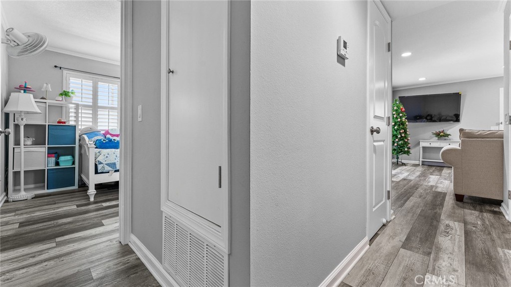 2915 Deacon Street, Unit 17 Simi Valley, CA 93065 - Photo 23 of 43