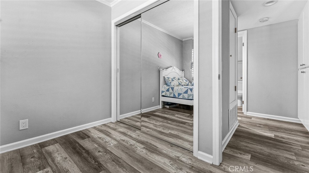 2915 Deacon Street, Unit 17 Simi Valley, CA 93065 - Photo 26 of 43