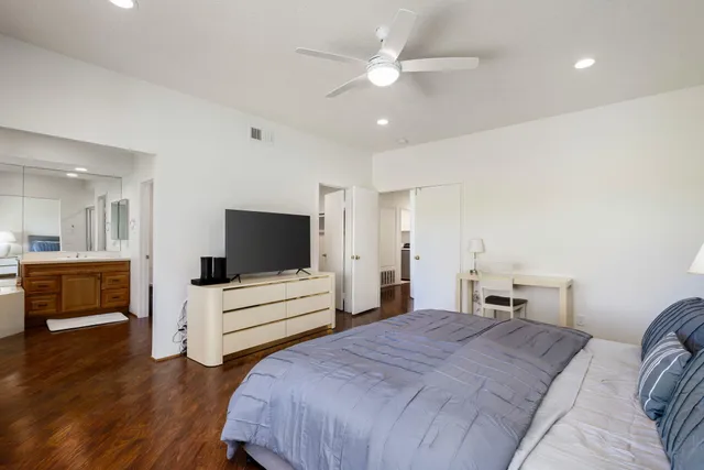 $3,250 | 270 Vista Royale Circle East, Palm Desert, CA 92211