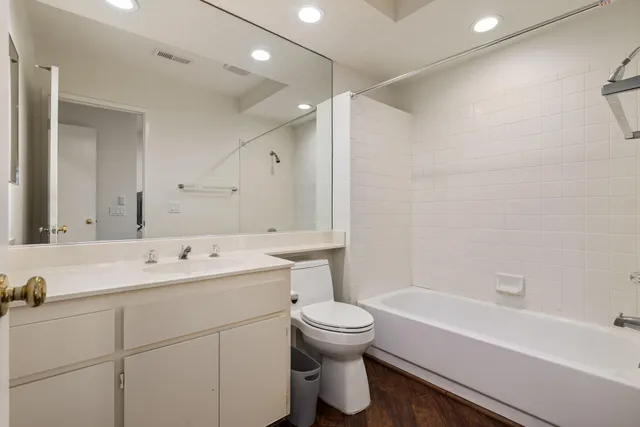 $3,250 | 270 Vista Royale Circle East, Palm Desert, CA 92211