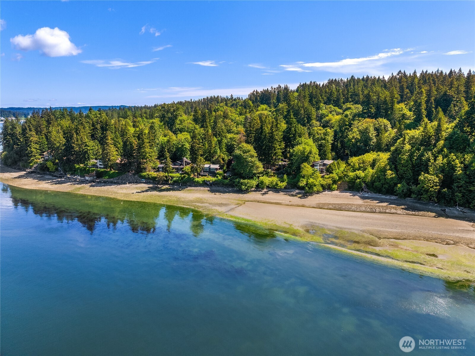 16221 Reitan Road Northeast Bainbridge Island, WA 98110 - Photo 3 of 40
