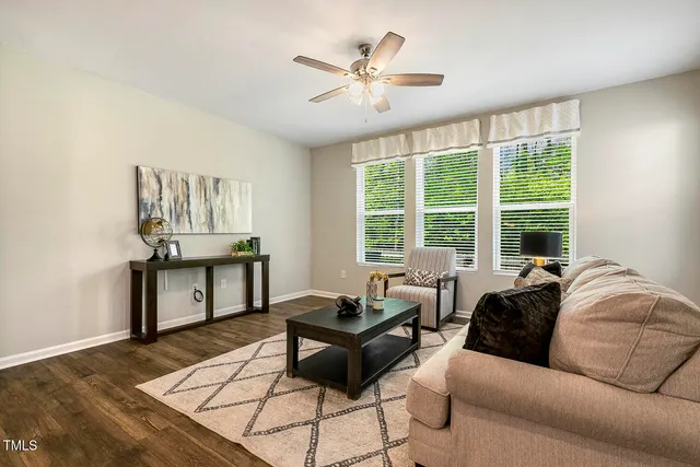 $475,000 | 1614 Brussels Drive, Apex, NC 27502