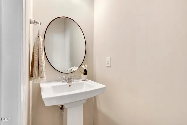 $475,000 | 1614 Brussels Drive, Apex, NC 27502