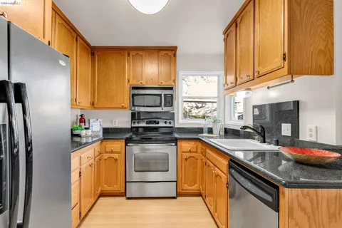 $429,000 | 4215 Nevin Avenue, Richmond, CA 94805