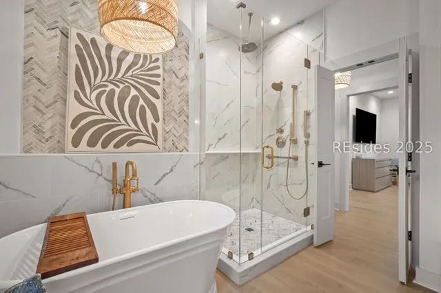 $1,150,000 | 10 East Cottage Circle, Bluffton, SC 29910