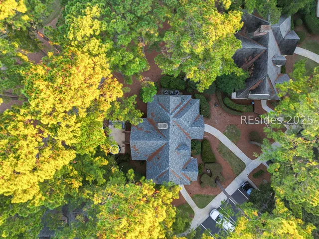$1,150,000 | 10 East Cottage Circle, Bluffton, SC 29910