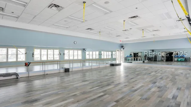 $1,150,000 | 10 East Cottage Circle, Bluffton, SC 29910