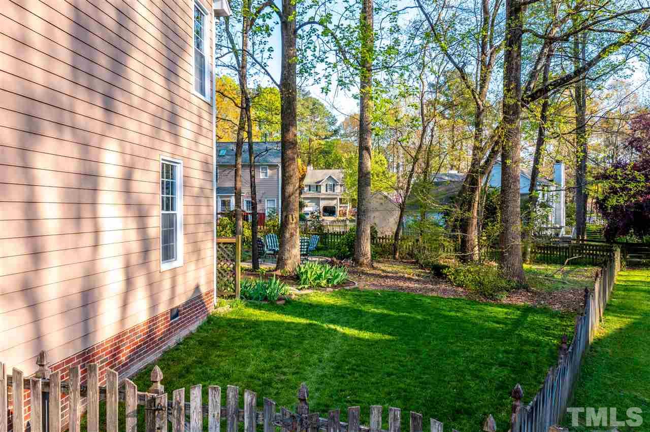 5821 Raddington Street Raleigh, NC 27613 - Photo 12 of 29