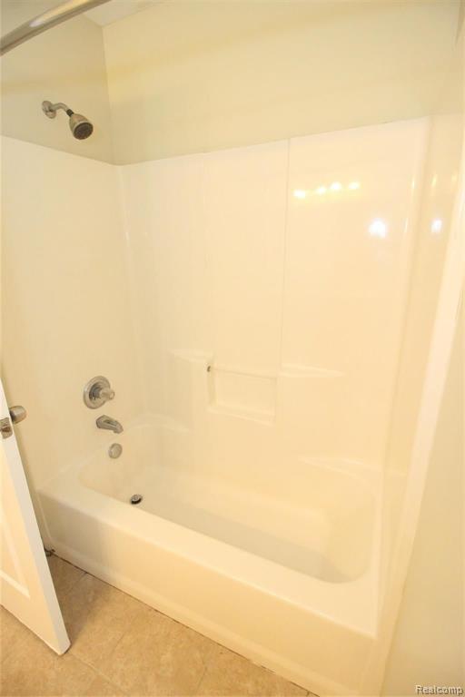 21840 15 Mile Road Clinton Township, MI 48035 - Photo 18 of 25