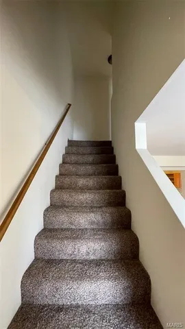 $300,000 | 10-12 Kingston Drive, Moscow Mills, MO 63362