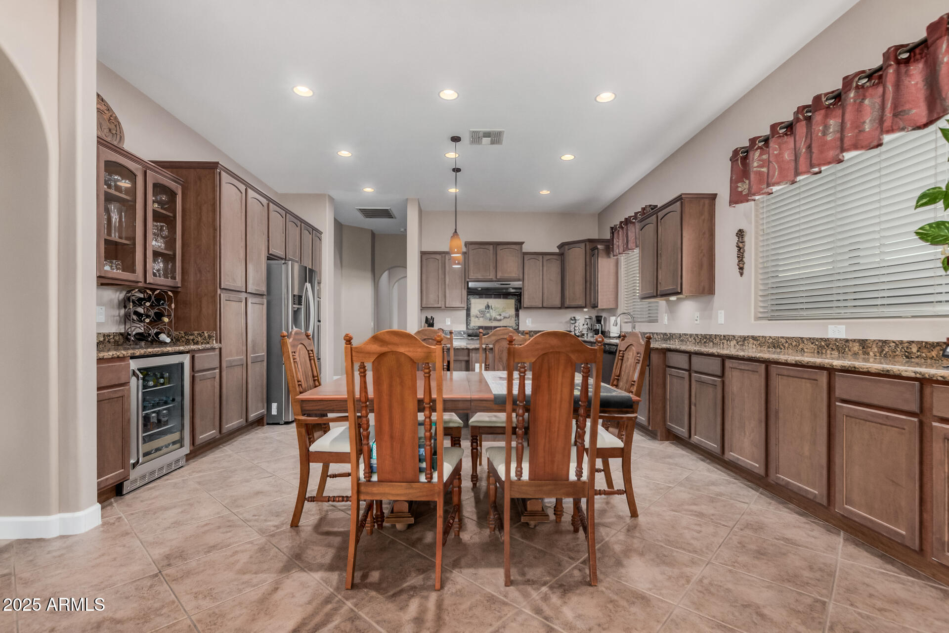 2313 West Mineral Road Phoenix, AZ 85041 - Photo 12 of 42 12 Mineral