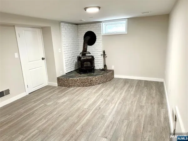 $4,200 | 41 Woods Avenue, Bergenfield, NJ 07621