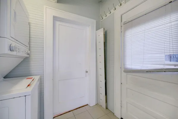 $2,250 | 1649 West Main Street, Unit 3, Houston, TX 77006