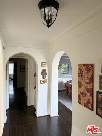 $6,000 | 1201 South Crescent Heights Boulevard, Los Angeles, CA 90035