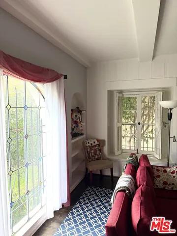 $6,000 | 1201 South Crescent Heights Boulevard, Los Angeles, CA 90035