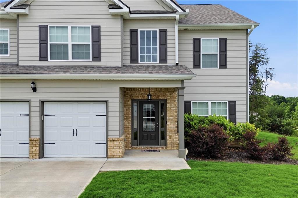 61 North Village Circle Rydal, GA 30171 - Photo 2 of 45