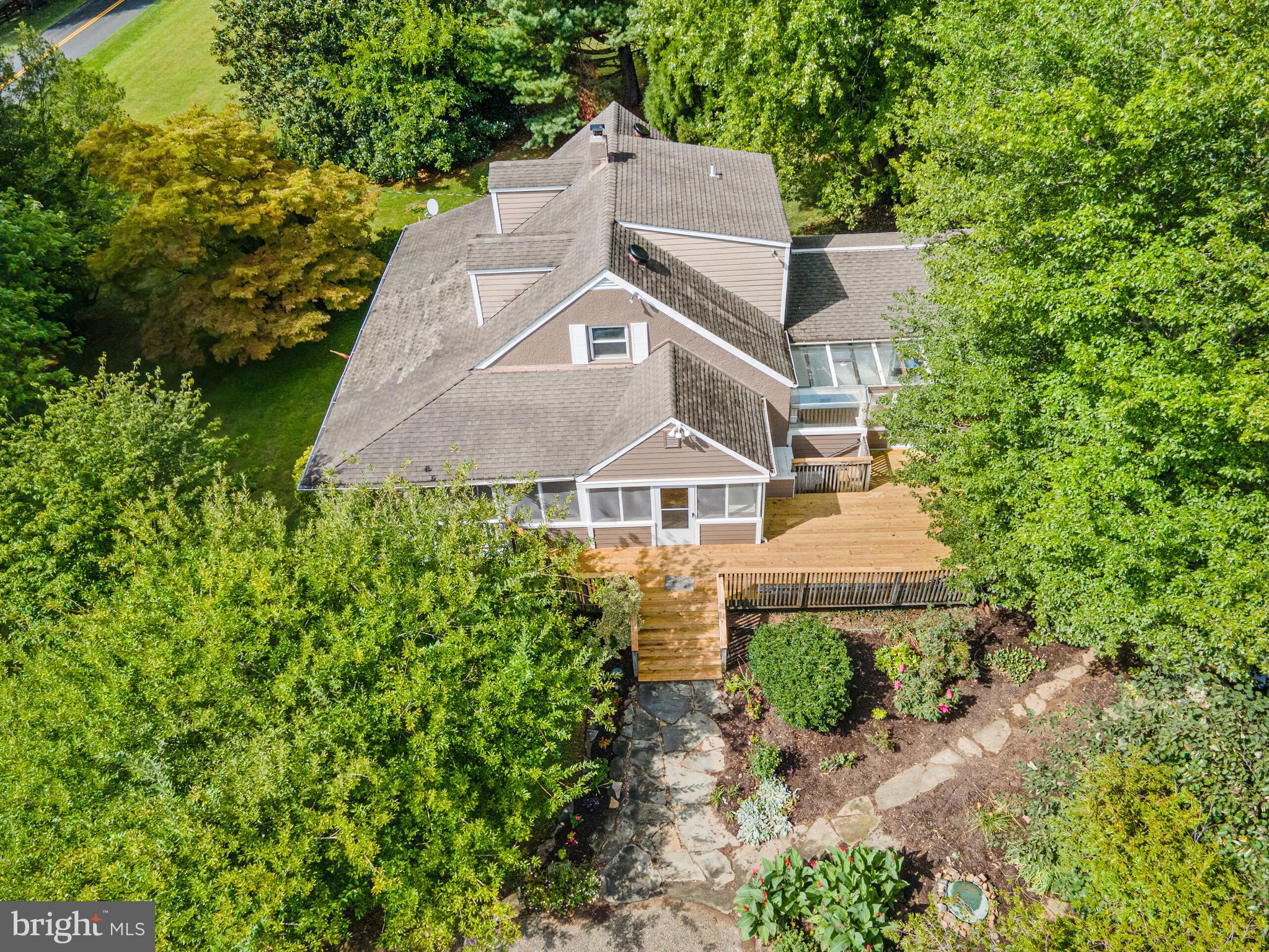 6766 Beach Road Warrenton, VA 20187 - Photo 8 of 58 Gallery Image 8