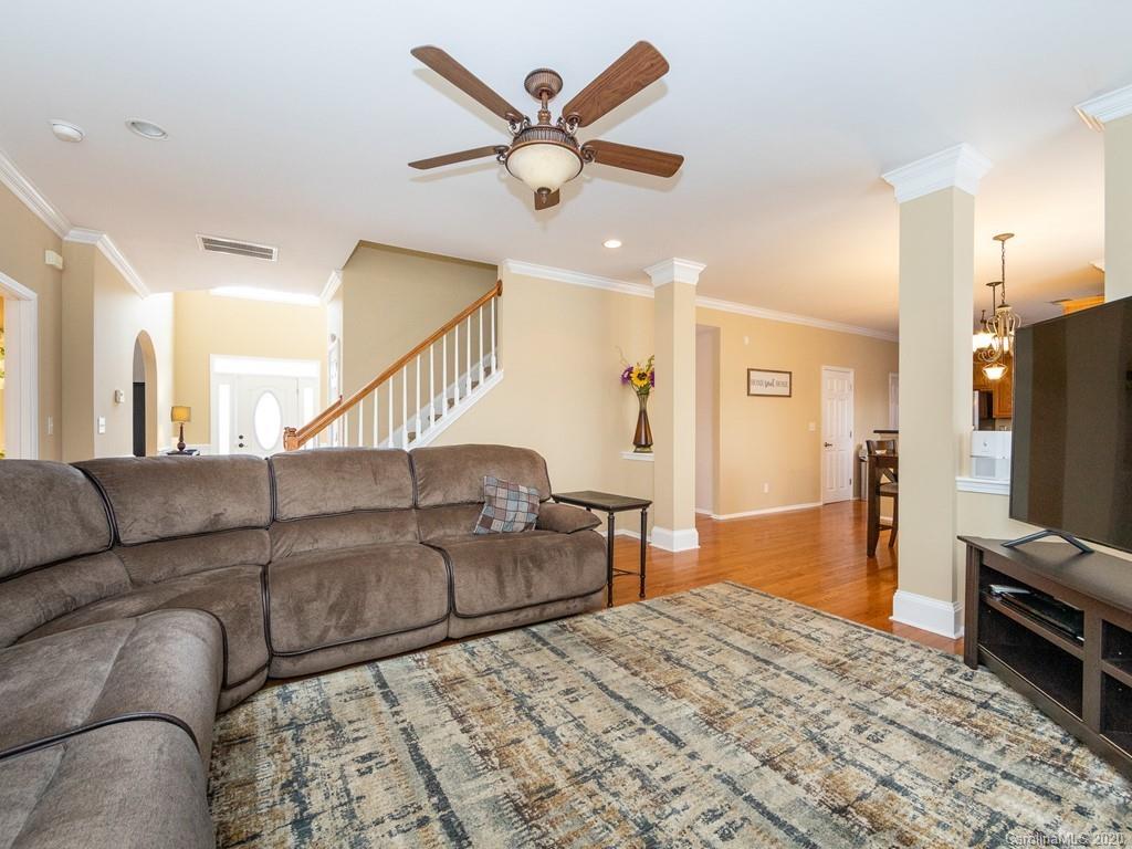 3214 Arklow Road Charlotte, NC 28269 - Photo 14 of 46 Gallery Image 14
