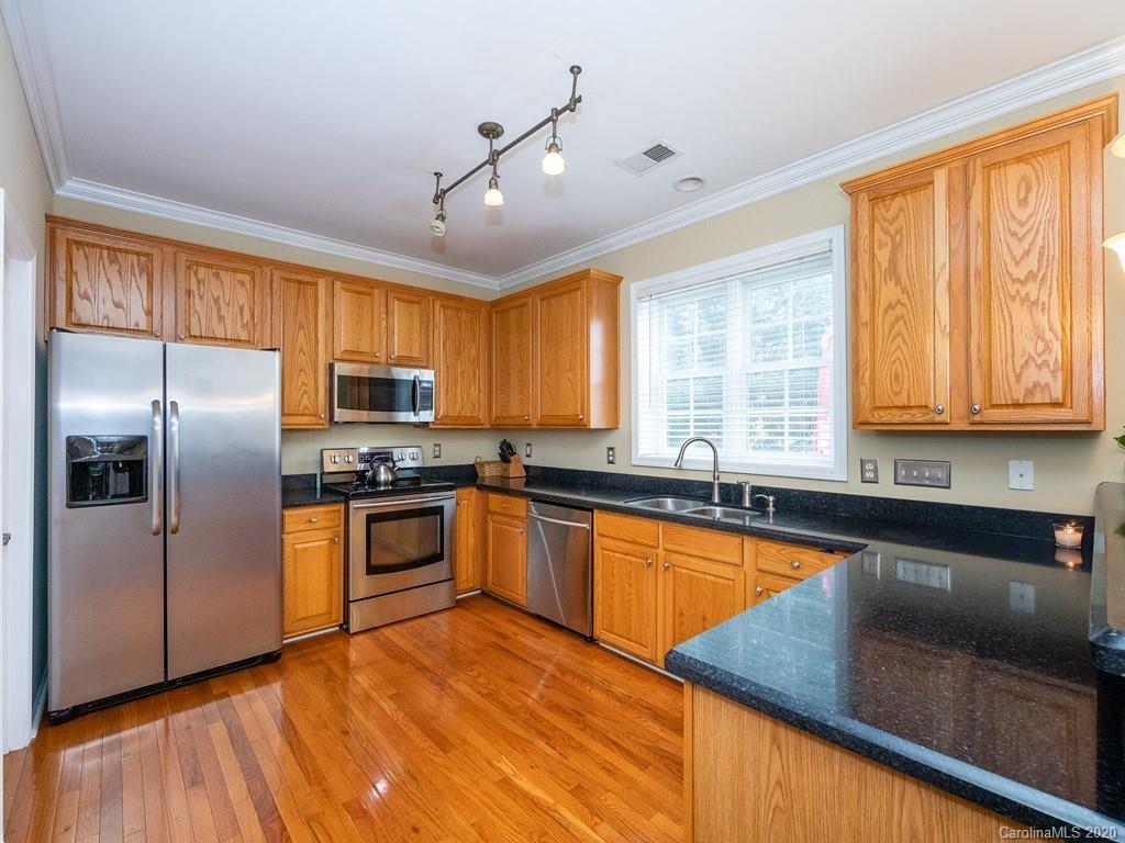 3214 Arklow Road Charlotte, NC 28269 - Photo 21 of 46 Gallery Image 21