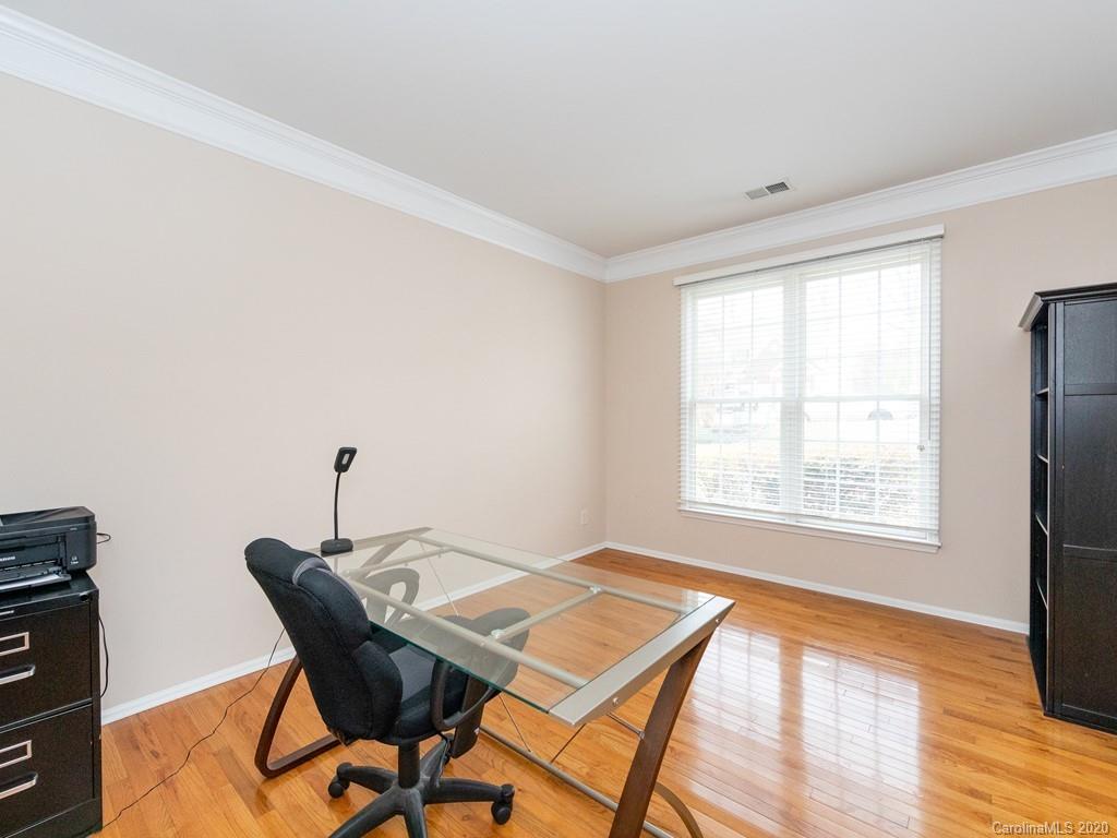 3214 Arklow Road Charlotte, NC 28269 - Photo 7 of 46 Gallery Image 7