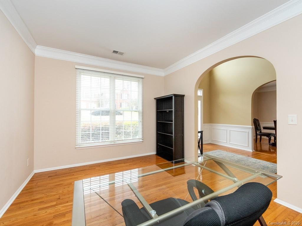 3214 Arklow Road Charlotte, NC 28269 - Photo 8 of 46 Gallery Image 8