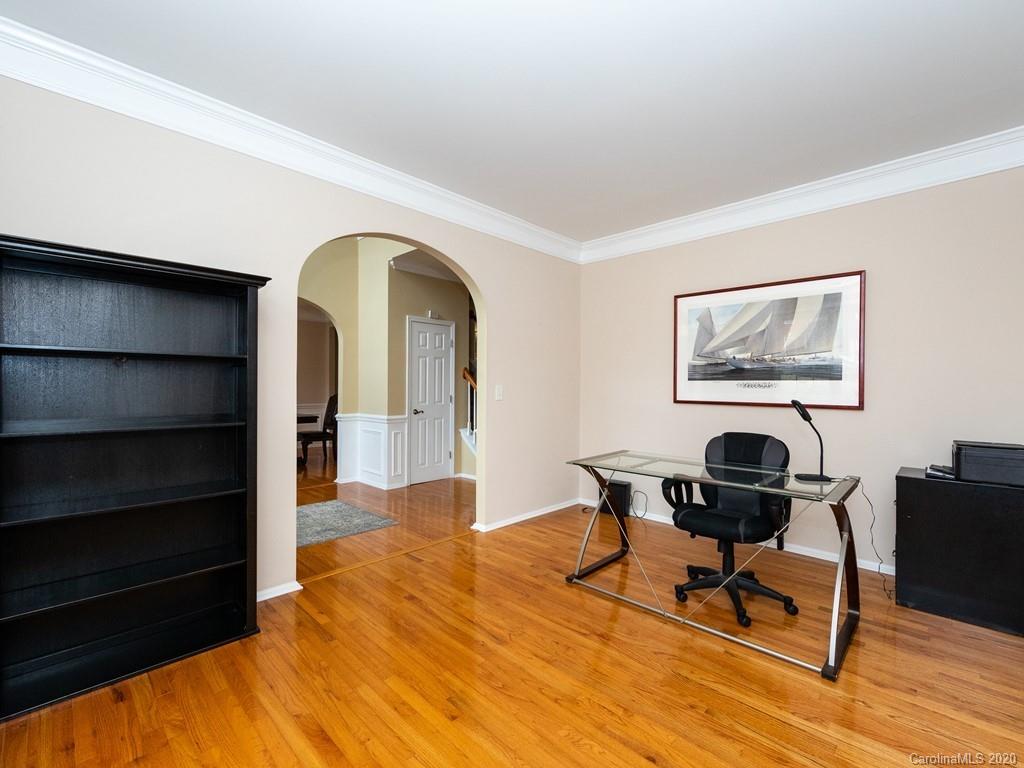 3214 Arklow Road Charlotte, NC 28269 - Photo 9 of 46 Gallery Image 9