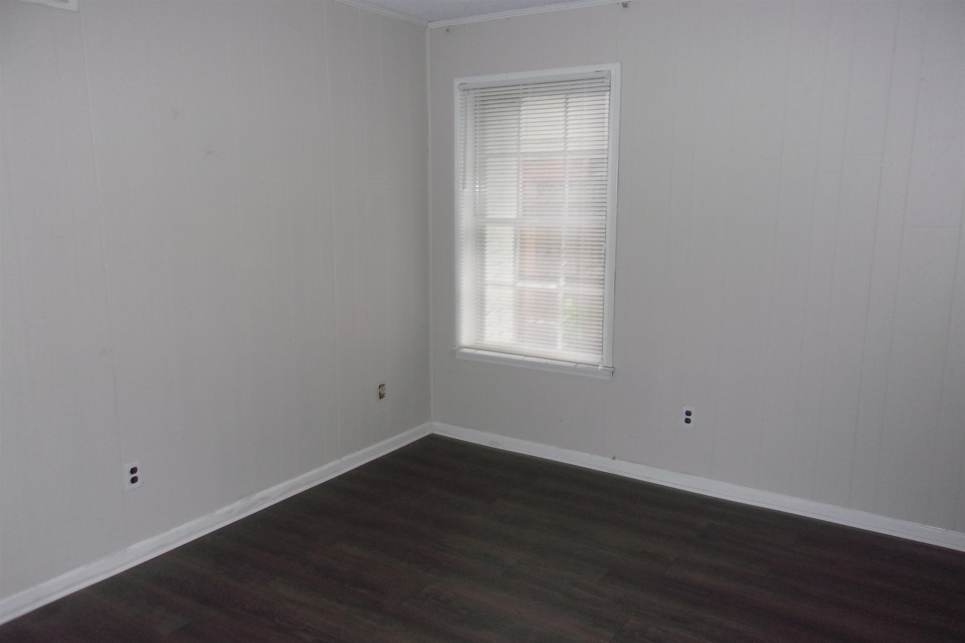 3411 South Mendenhall Road Memphis, TN 38115 - Photo 8 of 14 Gallery Image 8