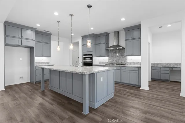 a view of an empty room with empty racks