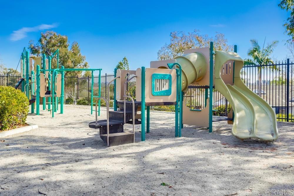 1574 Village View Road Encinitas, CA 92024 - Photo 35 of 37