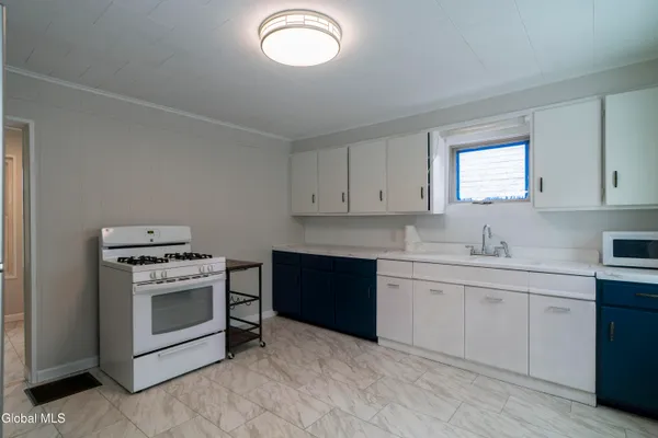 $149,900 | 11 Moon Street, Fort Edward, NY 12828