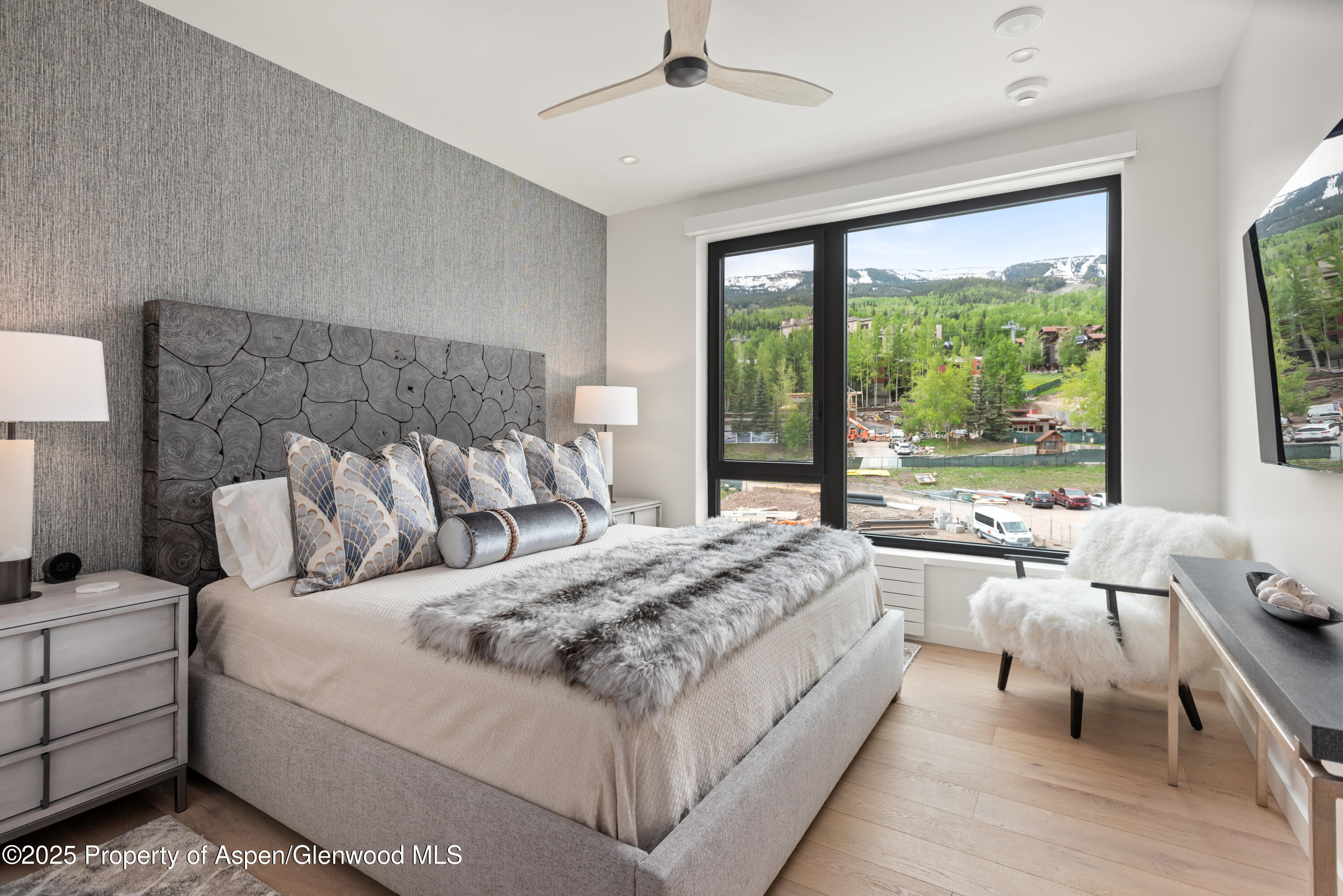 119 Wood Road, Unit 401 Snowmass Village, CO 81615 - Photo 12 of 38 ElectricPassLodge_401_HiRes23060709