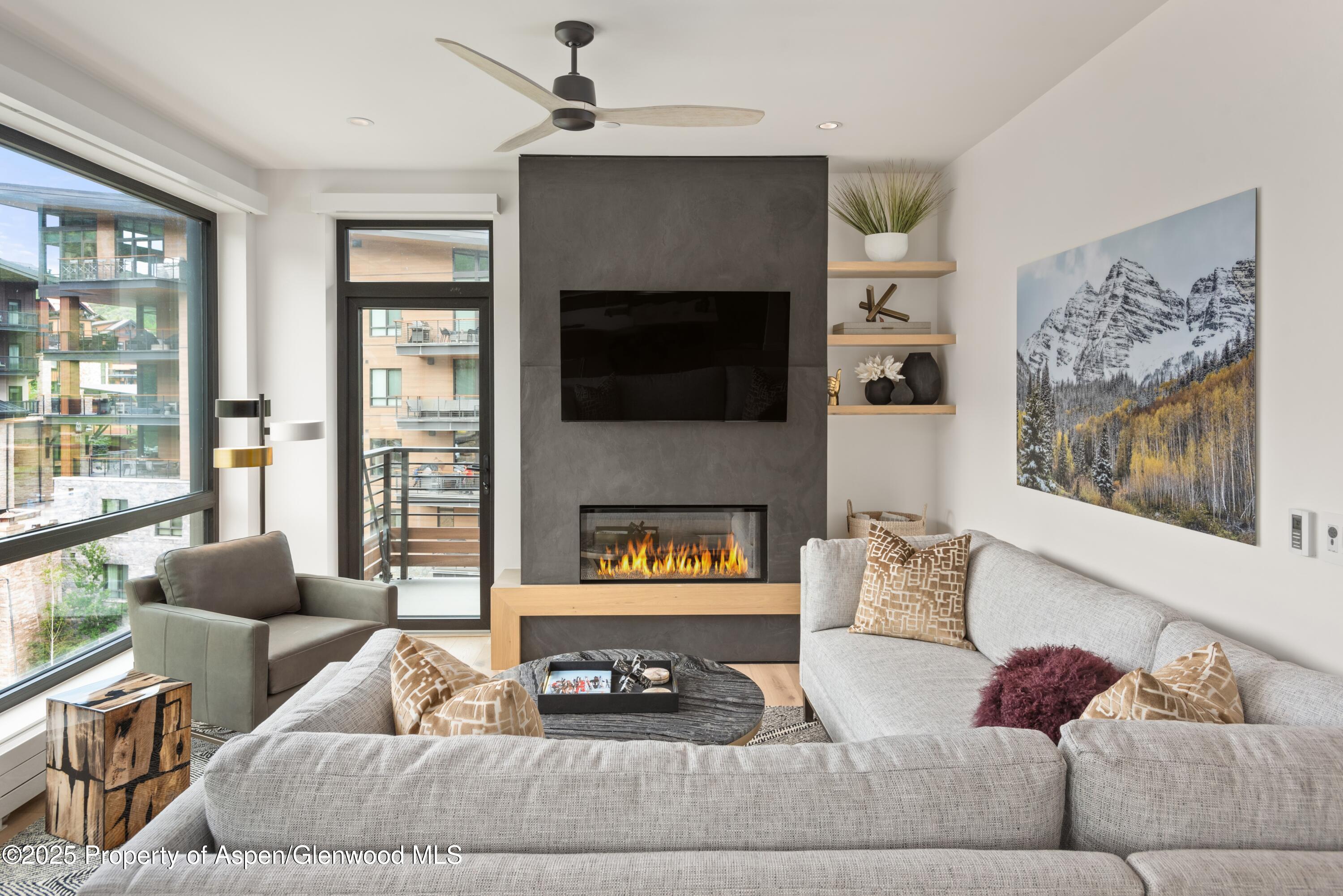 119 Wood Road, Unit 401 Snowmass Village, CO 81615 - Photo 3 of 38 ElectricPassLodge_401_HiRes23060728