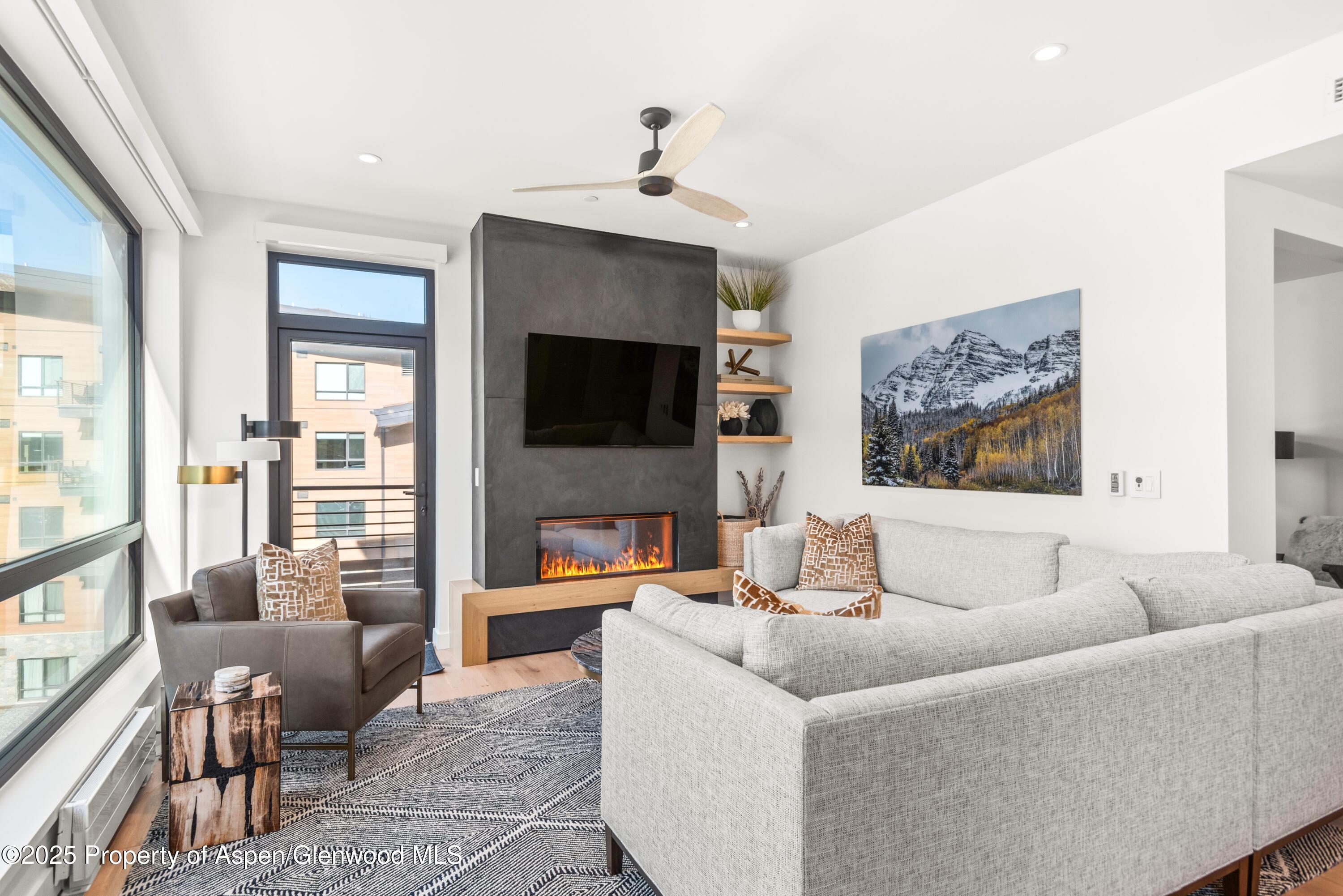 119 Wood Road, Unit 401 Snowmass Village, CO 81615 - Photo 4 of 38 ElectricPassLodge401_HiRes_23101009