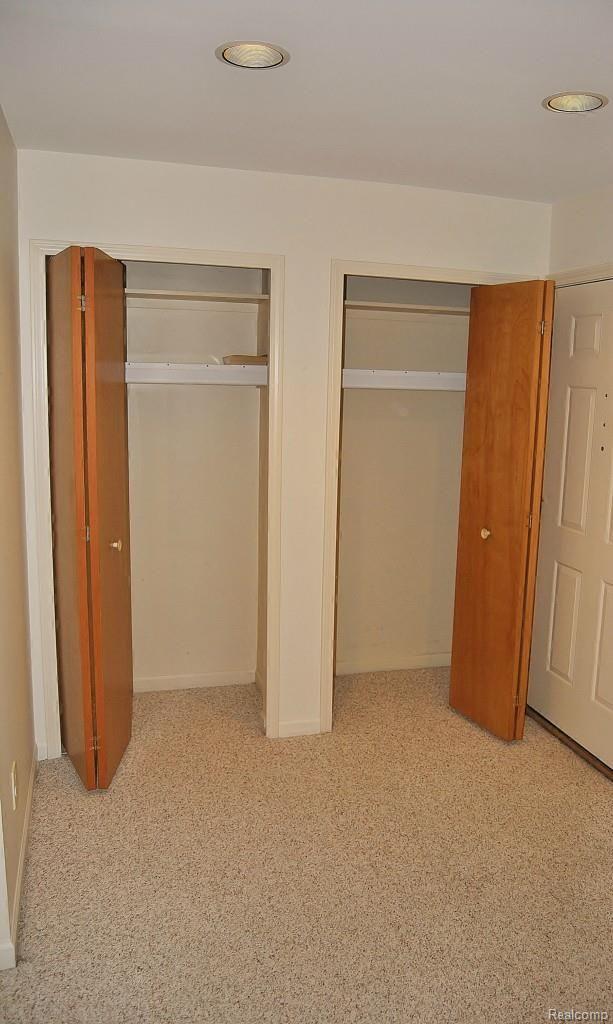 2581 Columbia Road Berkley, MI 48072 - Photo 8 of 21 DSC_0199.jpg