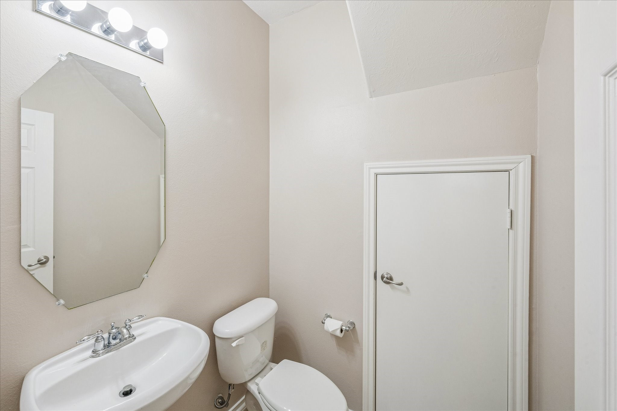 3206 Pearl Bluff Lane Houston, TX 77047 - Photo 10 of 20