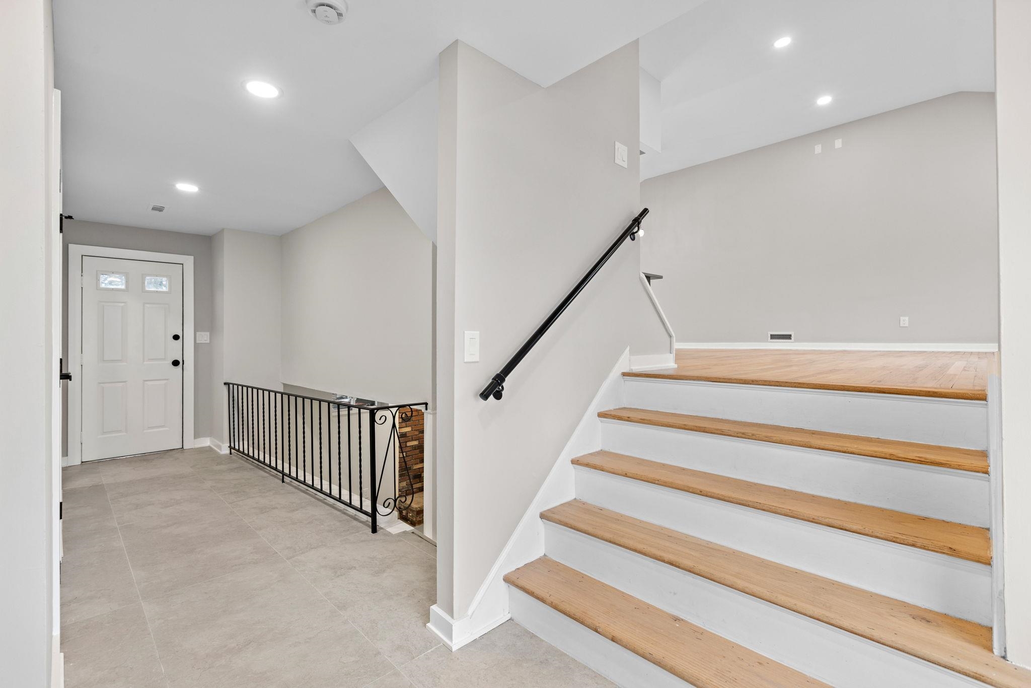 125 Rutgers Place Clifton, NJ 07013 - Photo 15 of 36