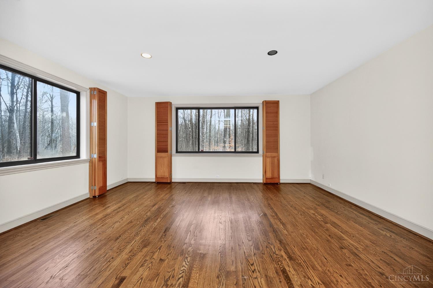 8905 Hopewell Road Cincinnati, OH 45242 - Photo 36 of 51