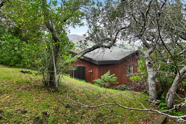 $1,495,000 | 38 Dutch Valley Lane, San Anselmo, CA 94960