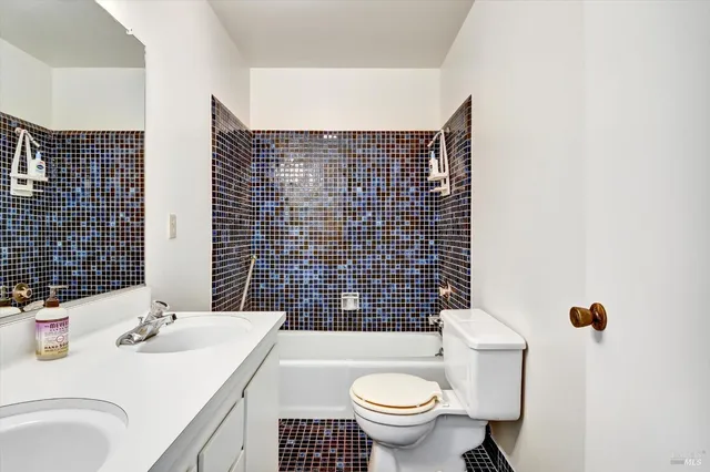 $1,495,000 | 38 Dutch Valley Lane, San Anselmo, CA 94960